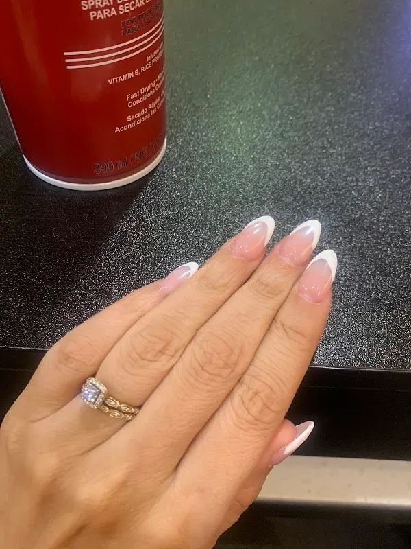 New Apple Nails & Spa — Nail salon in Tonawanda